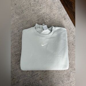 Nike Logo Oversized Phoenix Fleece Sweatshirt size small